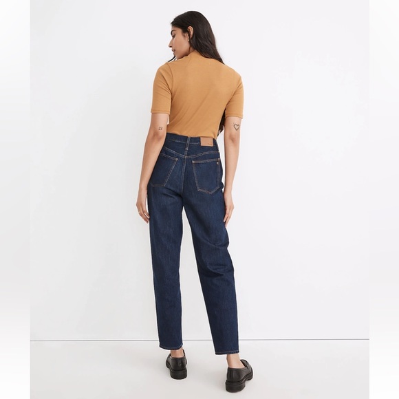 ✨SOLD✨ Madewell • Baggy Tapered Jeans in Dressler Wash - Picture 3 of 8